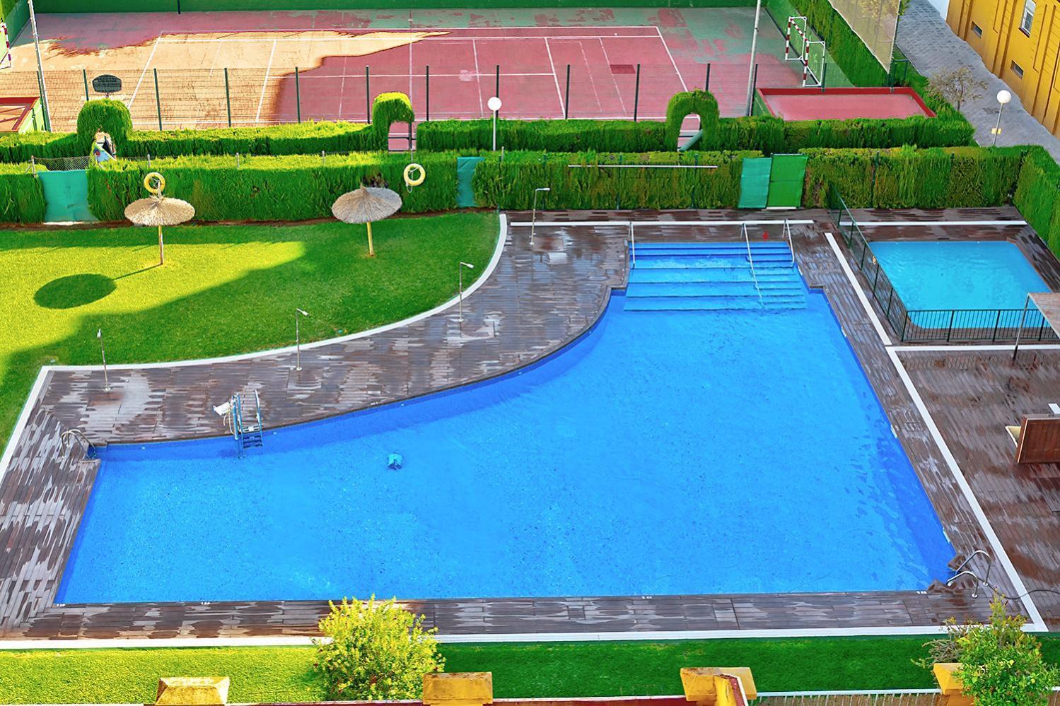 Luxury Apartment In Seville With Pool Exteriör bild